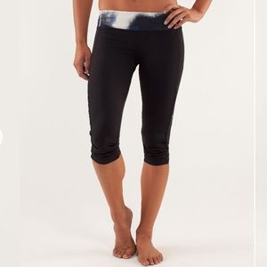 Lululemon Runnin’ With My Homies Crop Leggings
